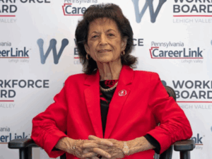 Nancy Dischinat